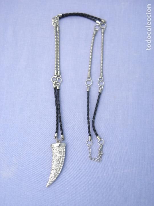 Segunda mano: Collar con colgante colmillo - Foto 1