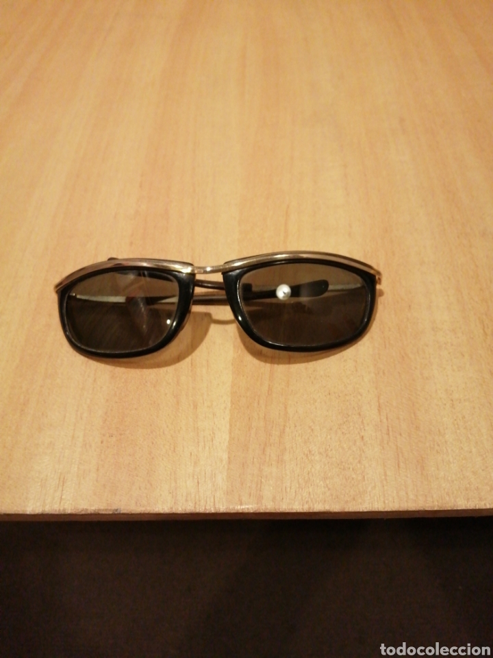 Segunda mano: Gafas de sol. A&ntilde;os 80. - Foto 1