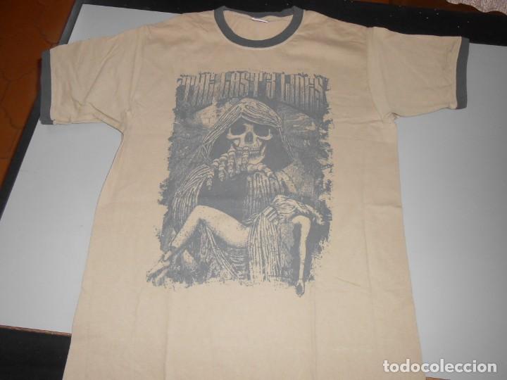 Segunda mano: TRES CAMISETAS -Talla M - Foto 2