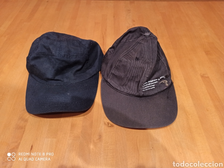 Segunda mano: 2 gorras - Foto 1