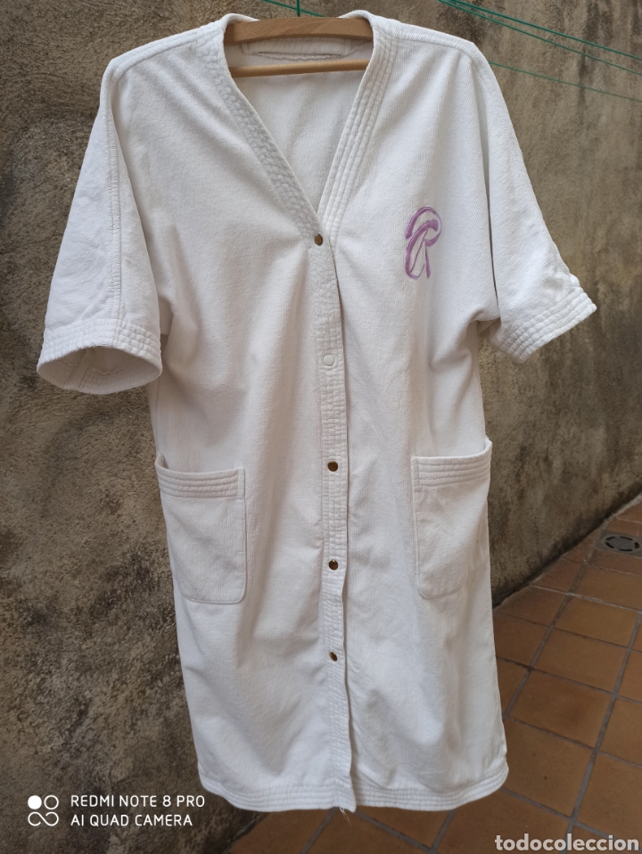 Segunda mano: Bata o bat&iacute;n, ropa de casa - Foto 2