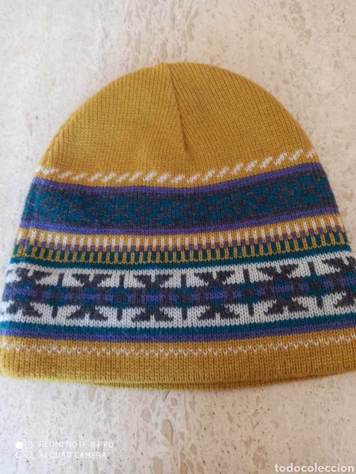 Segunda mano: Tres gorros - Foto 2