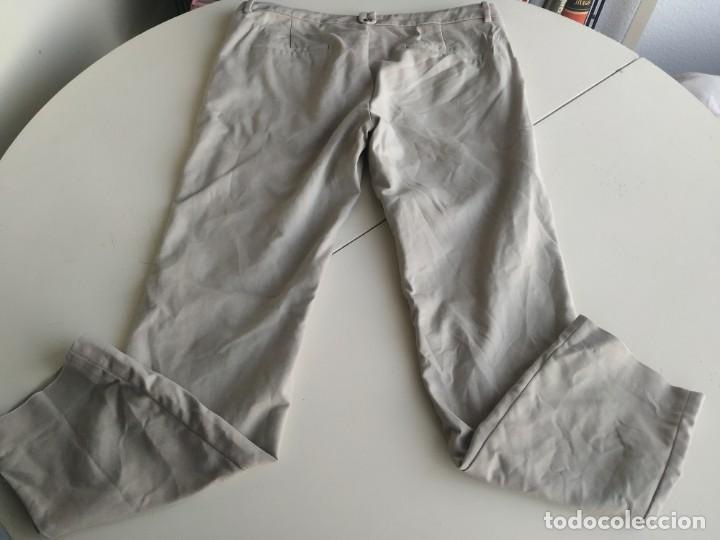 Segunda mano: Pantal&oacute;n casual de Zara Basic, tipo chino. Talla 38. Algod&oacute;n - Foto 3
