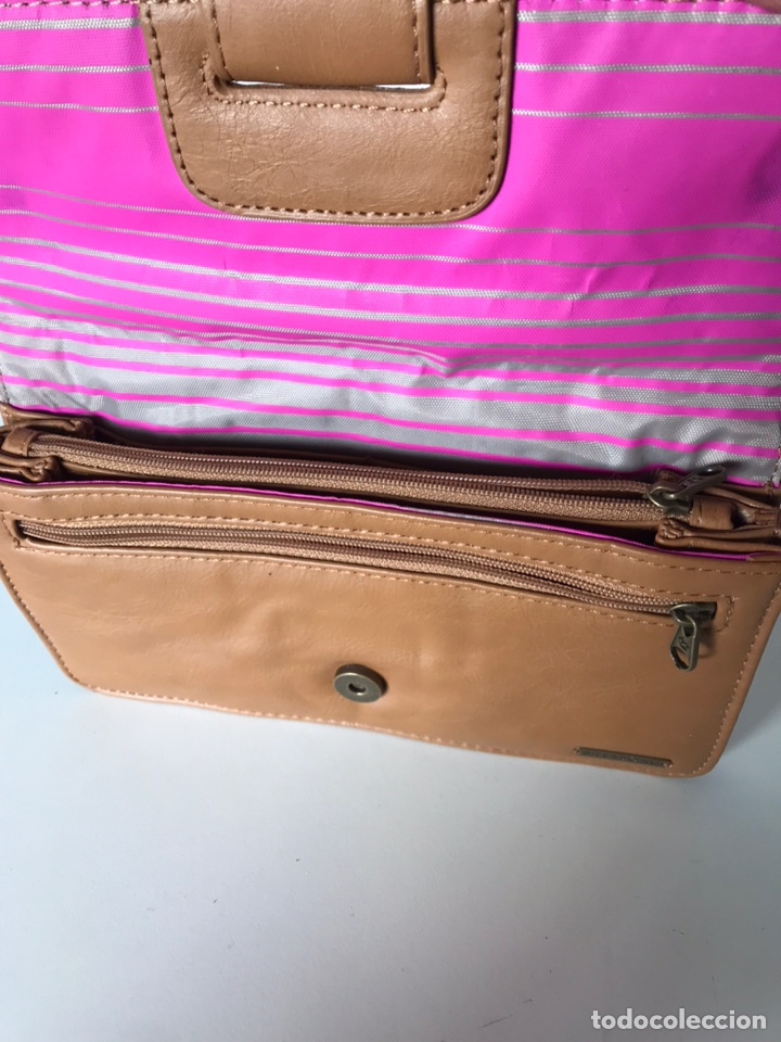 Segunda mano: CARTERA DE DAMA BILLABONG - Foto 3
