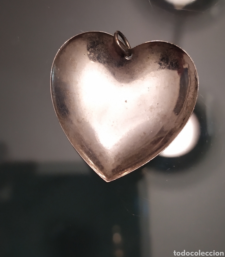 Segunda mano: Gracioso y gran coraz&oacute;n en plata 3 x 3 cm - Foto 2