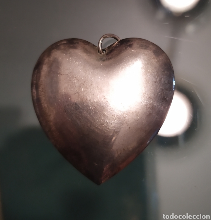 Segunda mano: Gracioso y gran coraz&oacute;n en plata 3 x 3 cm - Foto 1