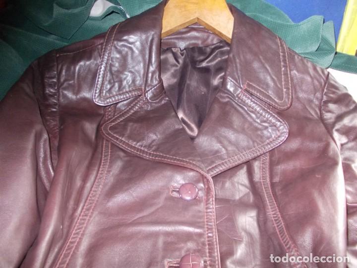 Segunda mano: chaqueta de cuero de mujer - Foto 3