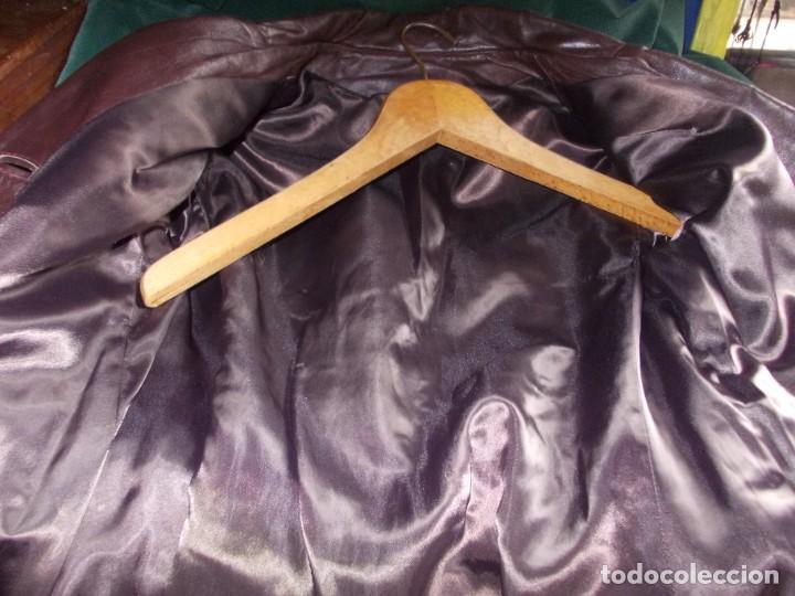 Segunda mano: chaqueta de cuero de mujer - Foto 4