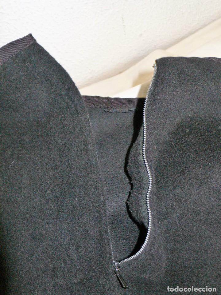Segunda mano: FALDA PA&Ntilde;O NEGRO - Foto 5