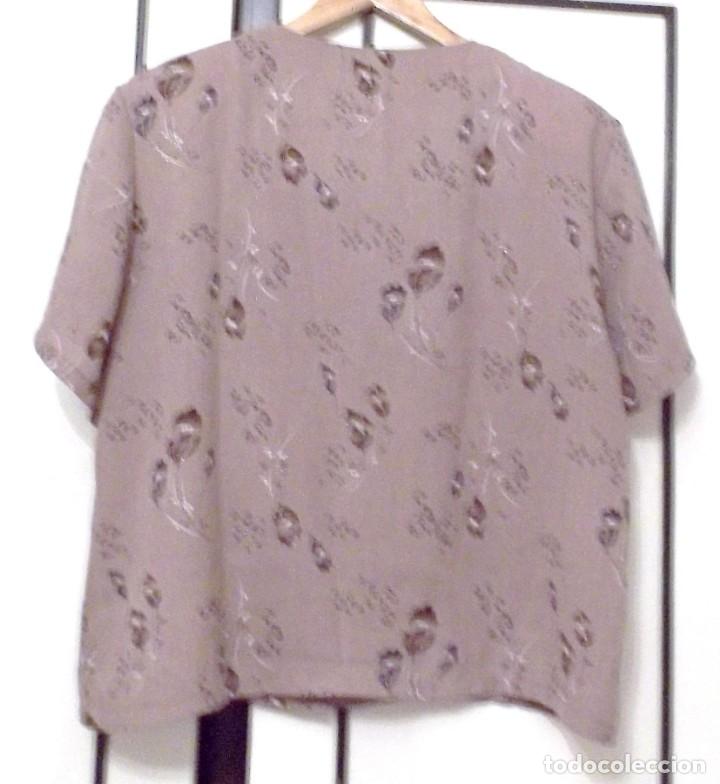Segunda mano: CAMISA DE SE&Ntilde;ORA MANGA CORTA - Foto 2