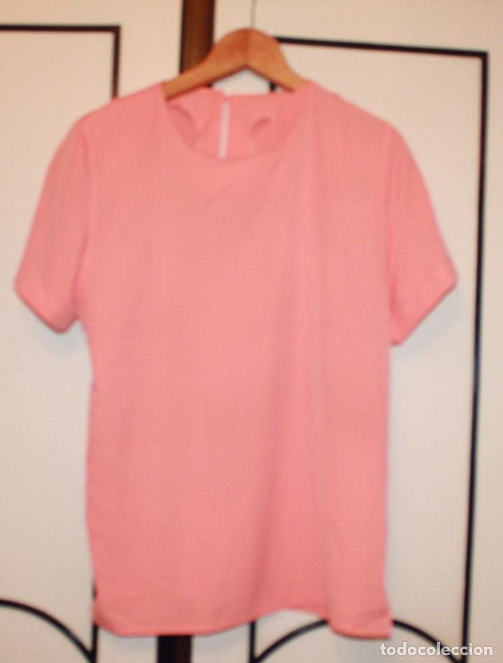 Segunda mano: CAMISA DE SE&Ntilde;ORA COLOR SALMON - Foto 1