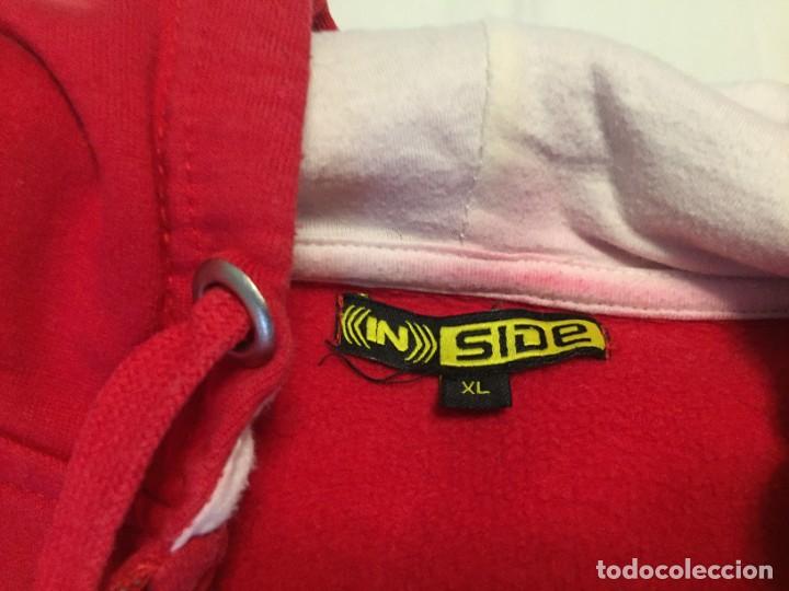 Segunda mano: Sudadera roja con capucha Inside Talla XL - Foto 3