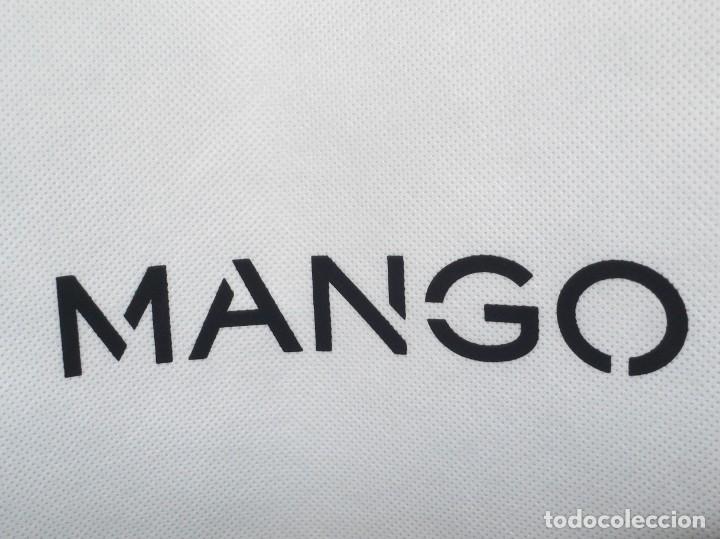 Segunda mano: FUNDA PARA TRAJE DE MANGO - Foto 6
