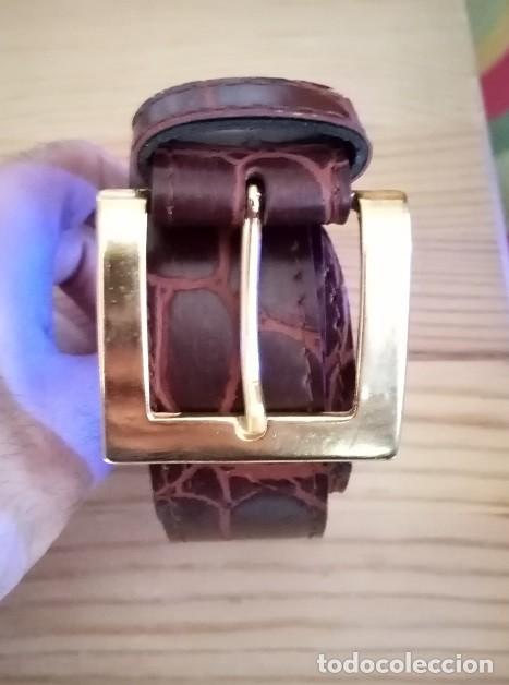 Segunda mano: cintur&oacute;n de piel marr&oacute;n / Brown Leather Belt. - Foto 1