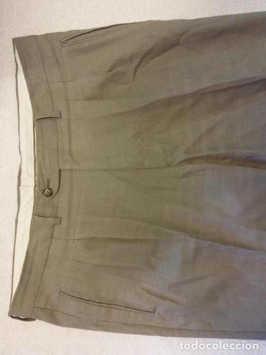 Bonito pantalón. hombre. color beige. talla - 4 - Vendido en Venta Directa  - 257761585