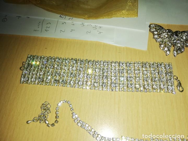 Segunda mano: LOTE BISUTER&Iacute;A VARIADA SIN MARCA PARA MUJER - Foto 2