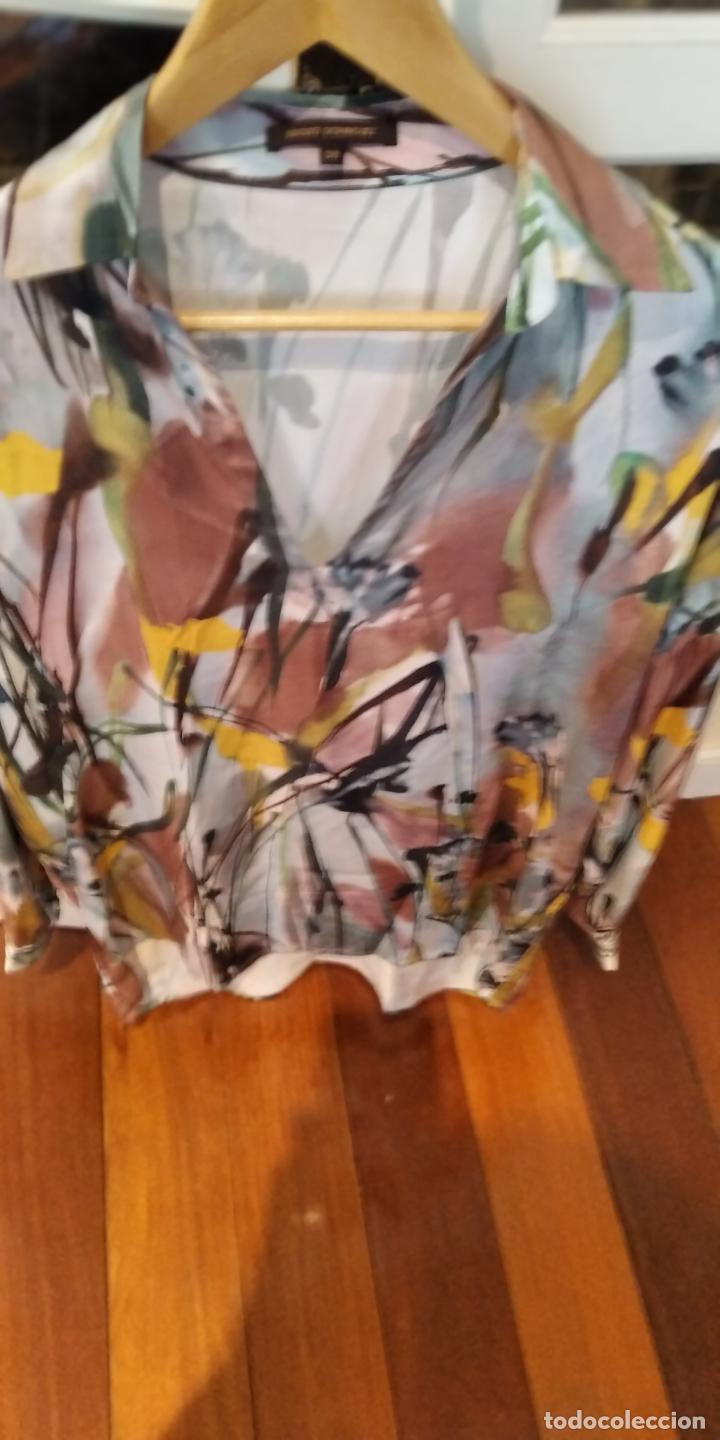 Segunda mano: Camisa Multicolor Adolfo Dominguez ,simil raso .A&ntilde;o 2020 - Foto 4
