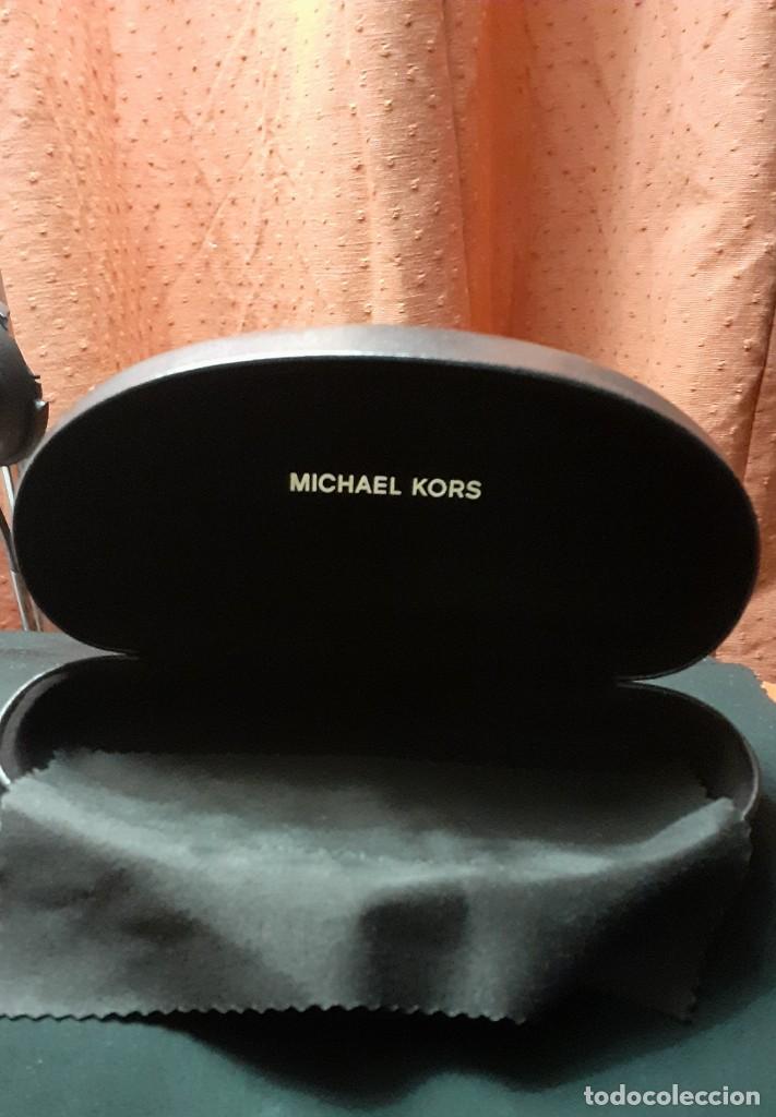 Segunda mano: Funda de gafas de Michael Kors - Foto 3