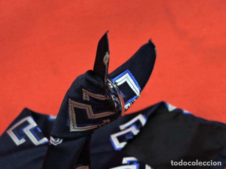 Segunda mano: Corbata Clip En Cuello - Foto 4