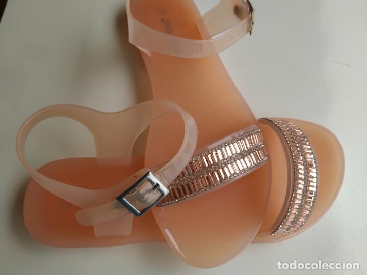 Segunda mano: Sandalias con strass compradas en boutique - Foto 1