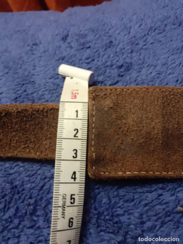Segunda mano: Cinturon de cuero Uno de 50. - Foto 3