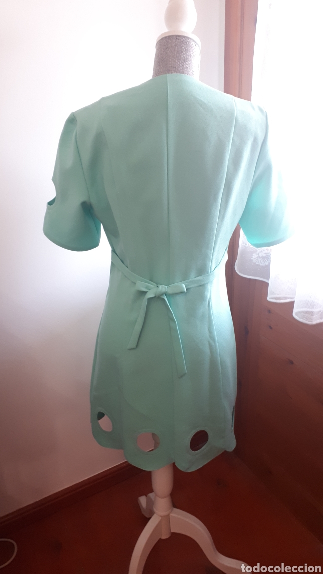 Segunda mano: Abrigo vestido verde c&iacute;rculos - Foto 3