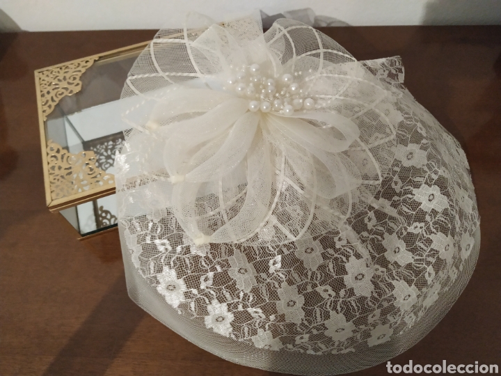 Segunda mano: Tocado comprado en boutique - Foto 1