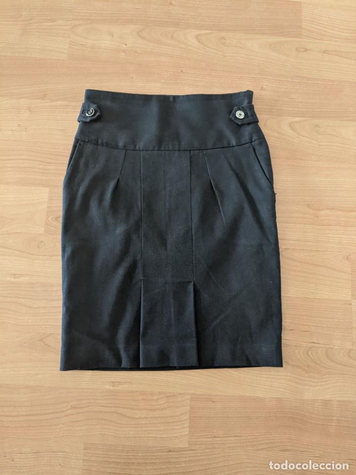 Segunda mano: FALDA NEGRA MASSIMO DUTTI TALLA 36 - Foto 1
