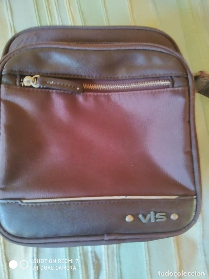 Segunda mano: BOLSO BANDOLERA. 4 COMPARTIMENTOS. - Foto 1