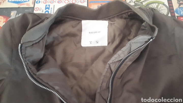 Segunda mano: Cazadora bomber kaki Pull & Bear talla S - Foto 2