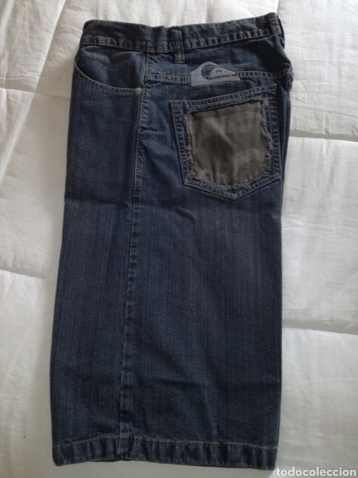 Segunda mano: BERMUDA QUIKSILVER. COMO NUEVA. TALLA 33. - Foto 2