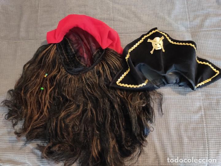 Segunda mano: Peluca pirata y gorro - Foto 1