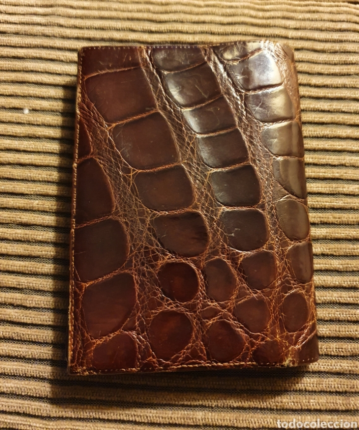 Segunda mano: Cartera monedero vintage marr&oacute;n - Foto 2