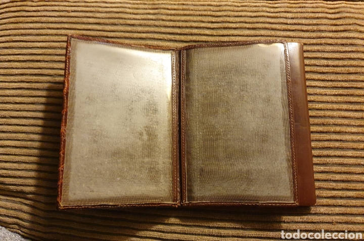 Segunda mano: Cartera monedero vintage marr&oacute;n - Foto 7