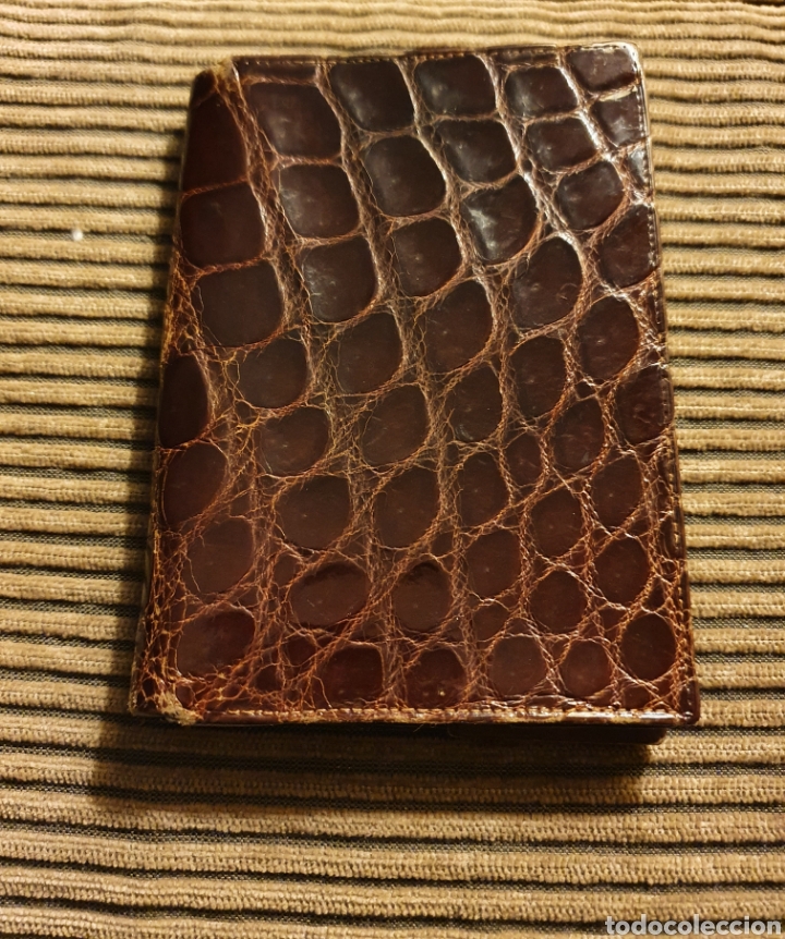 Segunda mano: Cartera monedero vintage marr&oacute;n - Foto 1