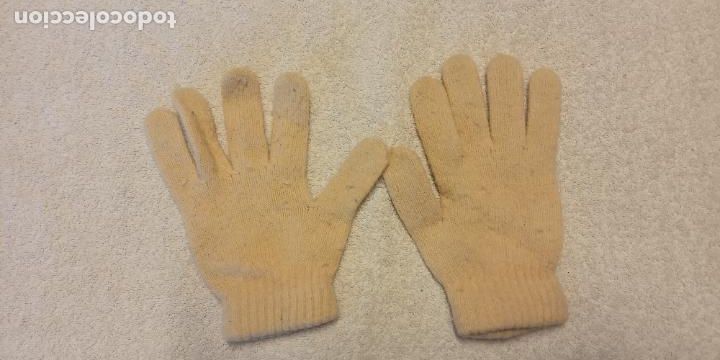 Segunda mano: BONITOS GUANTES DE HILO. COLOR BEIGE. - Foto 2