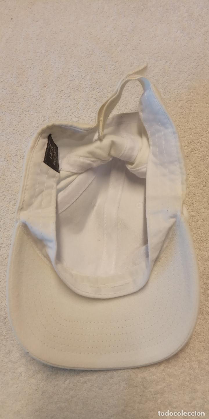 Segunda mano: BONITA GORRA INFANTIL. COLOR BLANCO. - Foto 2