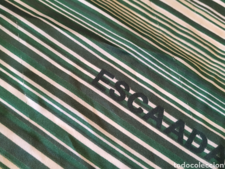 Segunda mano: Pa&ntilde;uelo escada verde - Foto 2