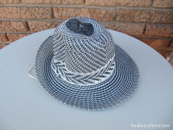 Segunda mano: LOTE 32 SOMBREROS GORRAS.. - Foto 10