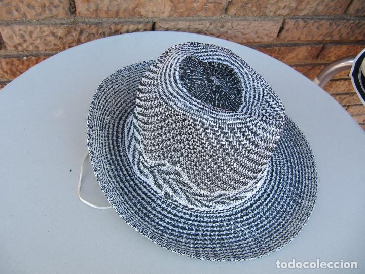 Segunda mano: LOTE 32 SOMBREROS GORRAS.. - Foto 11