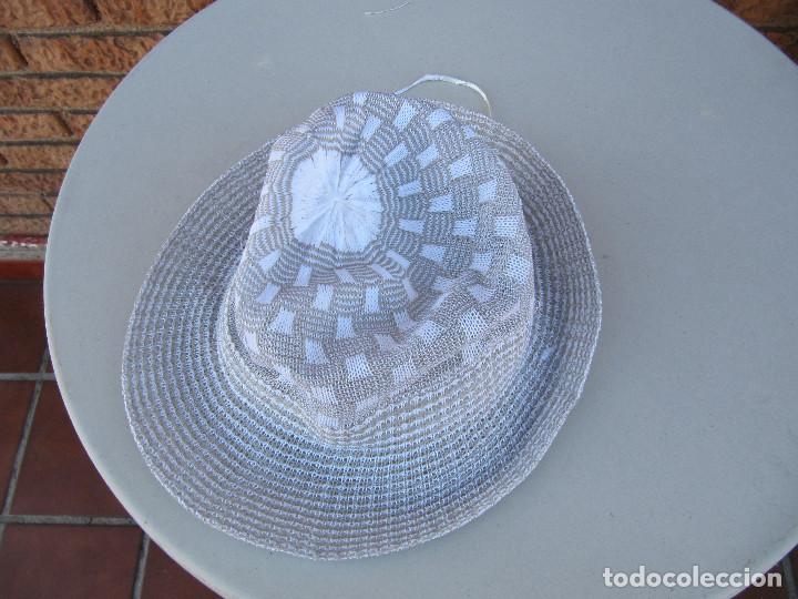 Segunda mano: LOTE 32 SOMBREROS GORRAS.. - Foto 46