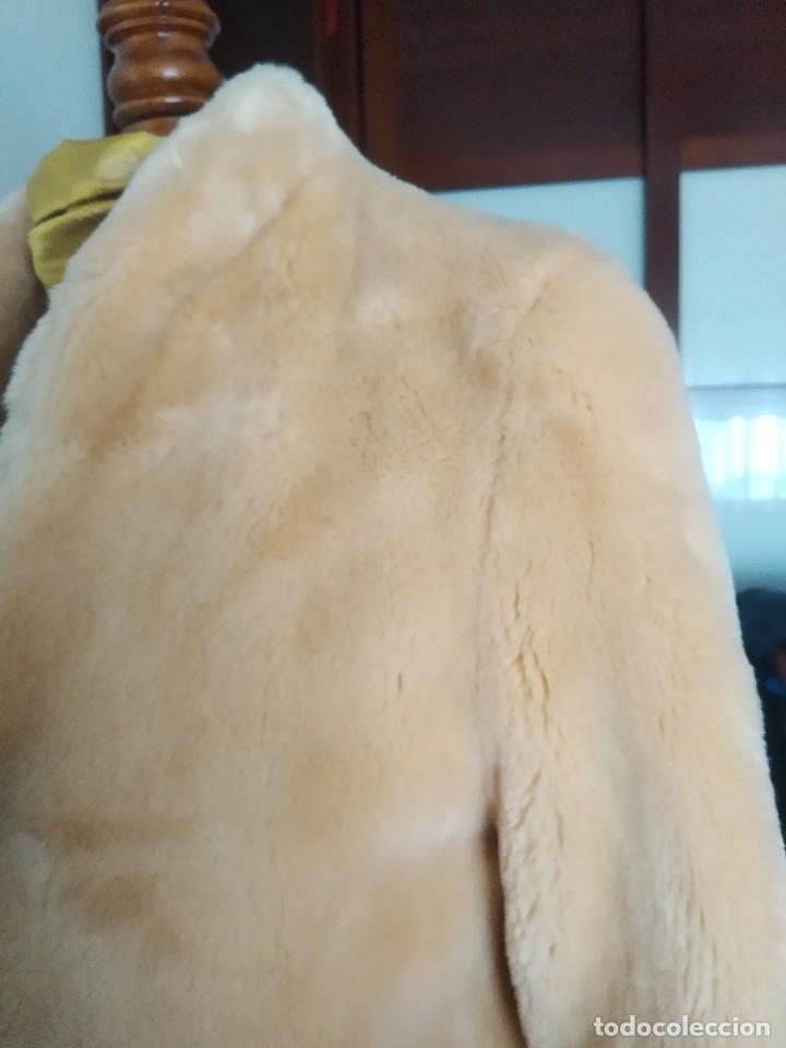 Segunda mano: Chaqueta pelo. - Foto 4