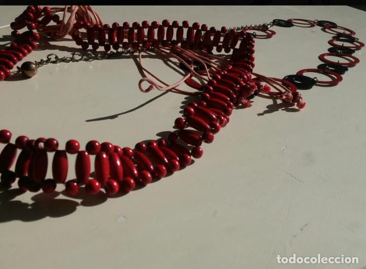 Segunda mano: Cintur&oacute;n rojo de abalorios de madera - Foto 1