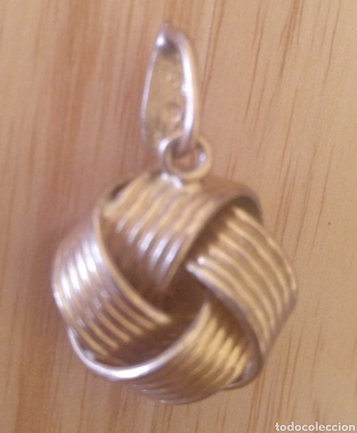 Segunda mano: BROCHE DORADO - Foto 1
