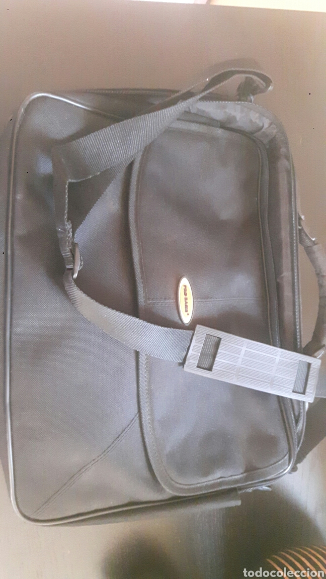 Segunda mano: Malet&iacute;n para port&aacute;til - Foto 6