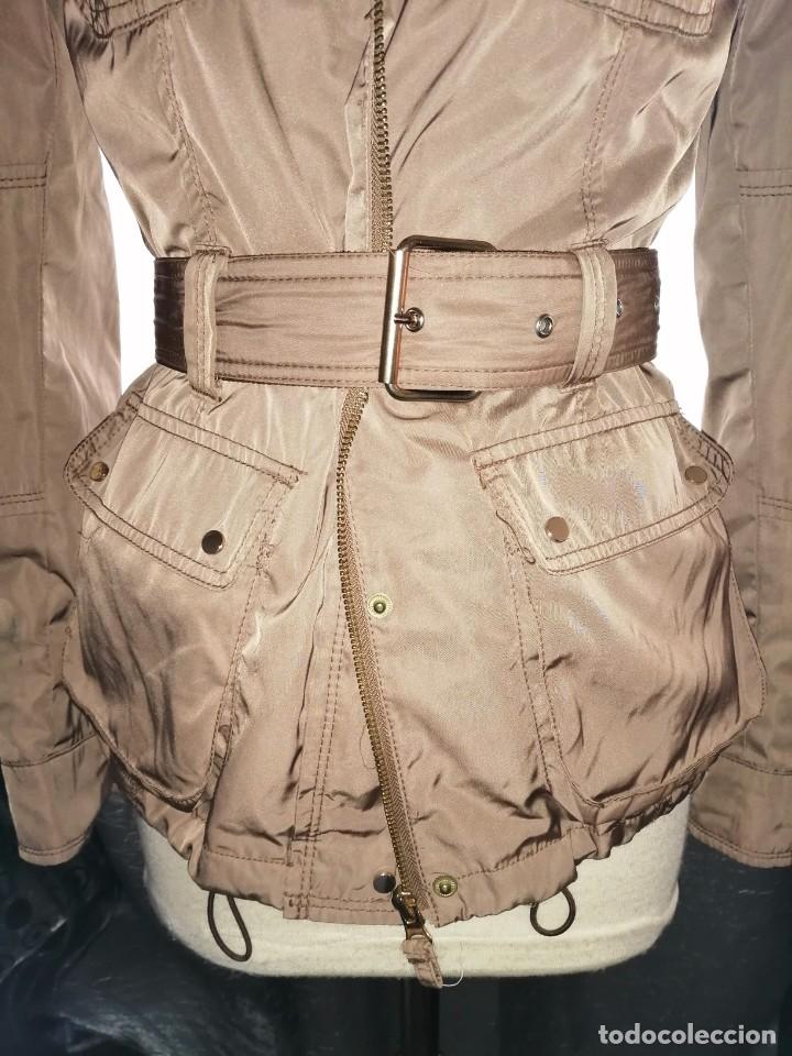 Segunda mano: Chaqueta impermeable - Foto 3