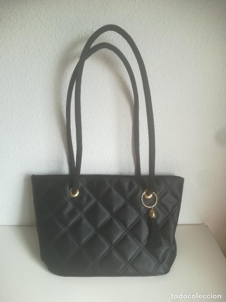 Segunda mano: ELEGANTE BOLSO MUJER - Foto 1