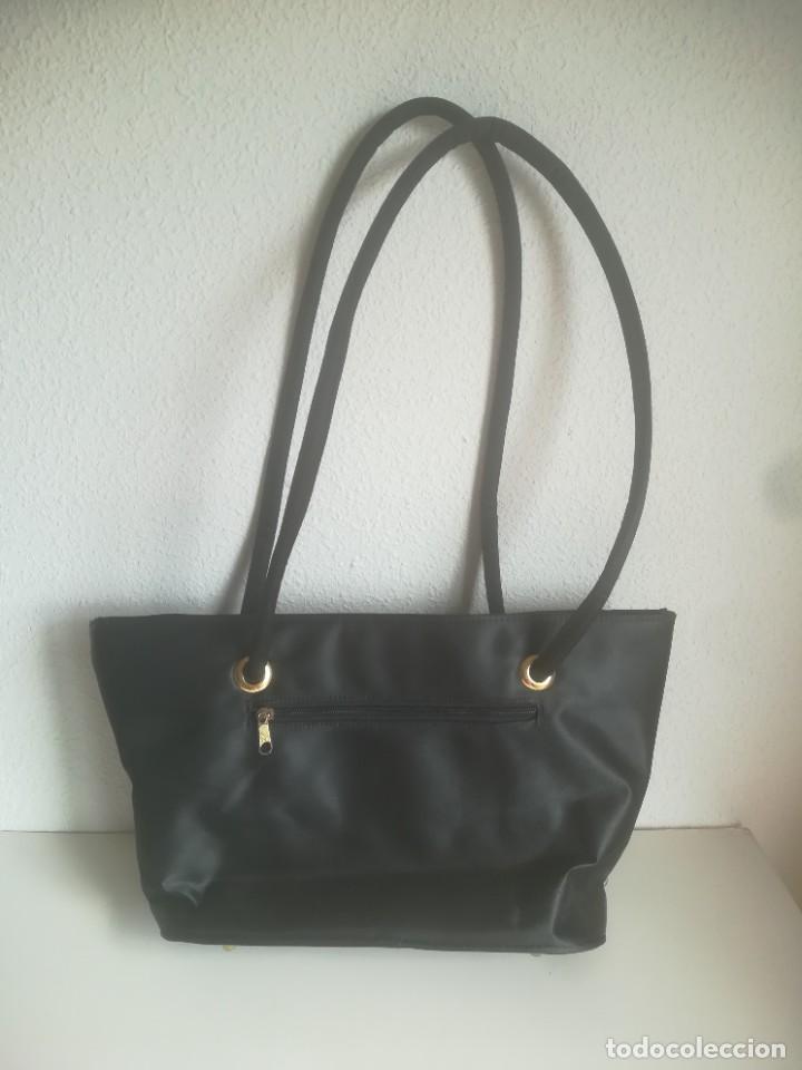 Segunda mano: ELEGANTE BOLSO MUJER - Foto 2