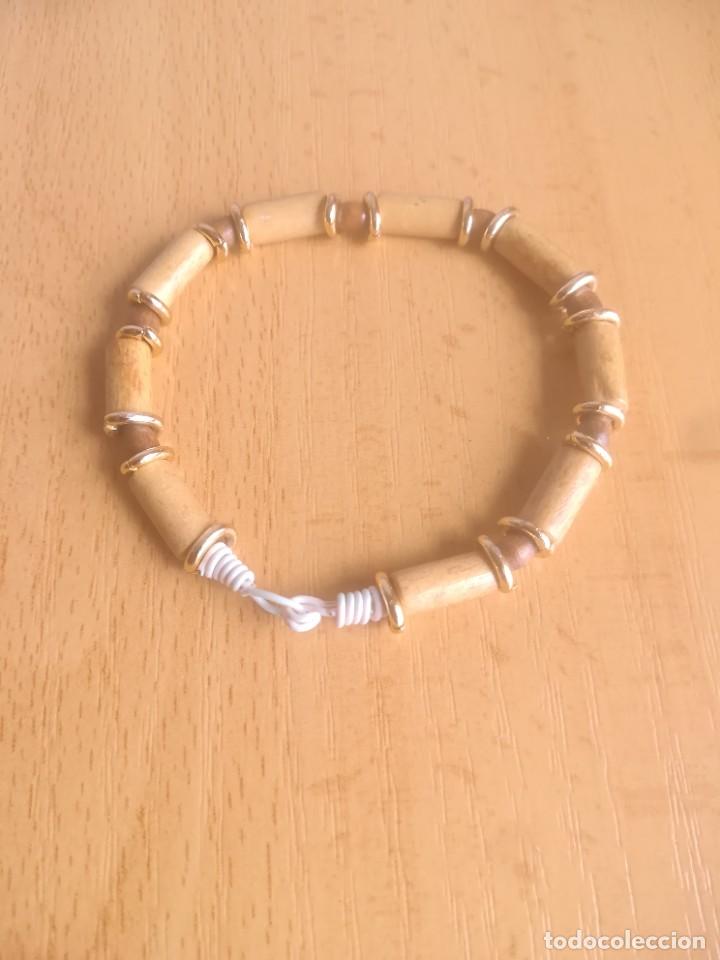 Segunda mano: PULSERA DE MADERA COMPLEMENTO - Foto 1