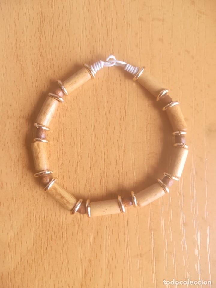 Segunda mano: PULSERA DE MADERA COMPLEMENTO - Foto 2